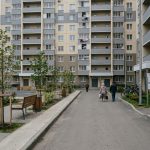 Apartment_building_courtyard_Per…_202606201226_4.jpeg