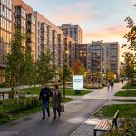 Покупка квартиры в новостройке Перми на Холмогорской Apartment_complex_courtyard_at_s…_202606201226_4.jpeg