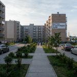 Покупка квартиры в новостройке Перми от застройщика Сатурн Р Apartment_complex_courtyard_sunrise_202606201226_4.jpeg