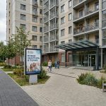 Недвижимость в Перми: аренда и покупка квартир в новостройках Modern_residential_complex_entra…_202606200924.jpeg