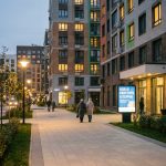 Новостройки Перми и покупка квартиры от застройщика Residents_walking_toward_apartme…_202606201226_3.jpeg